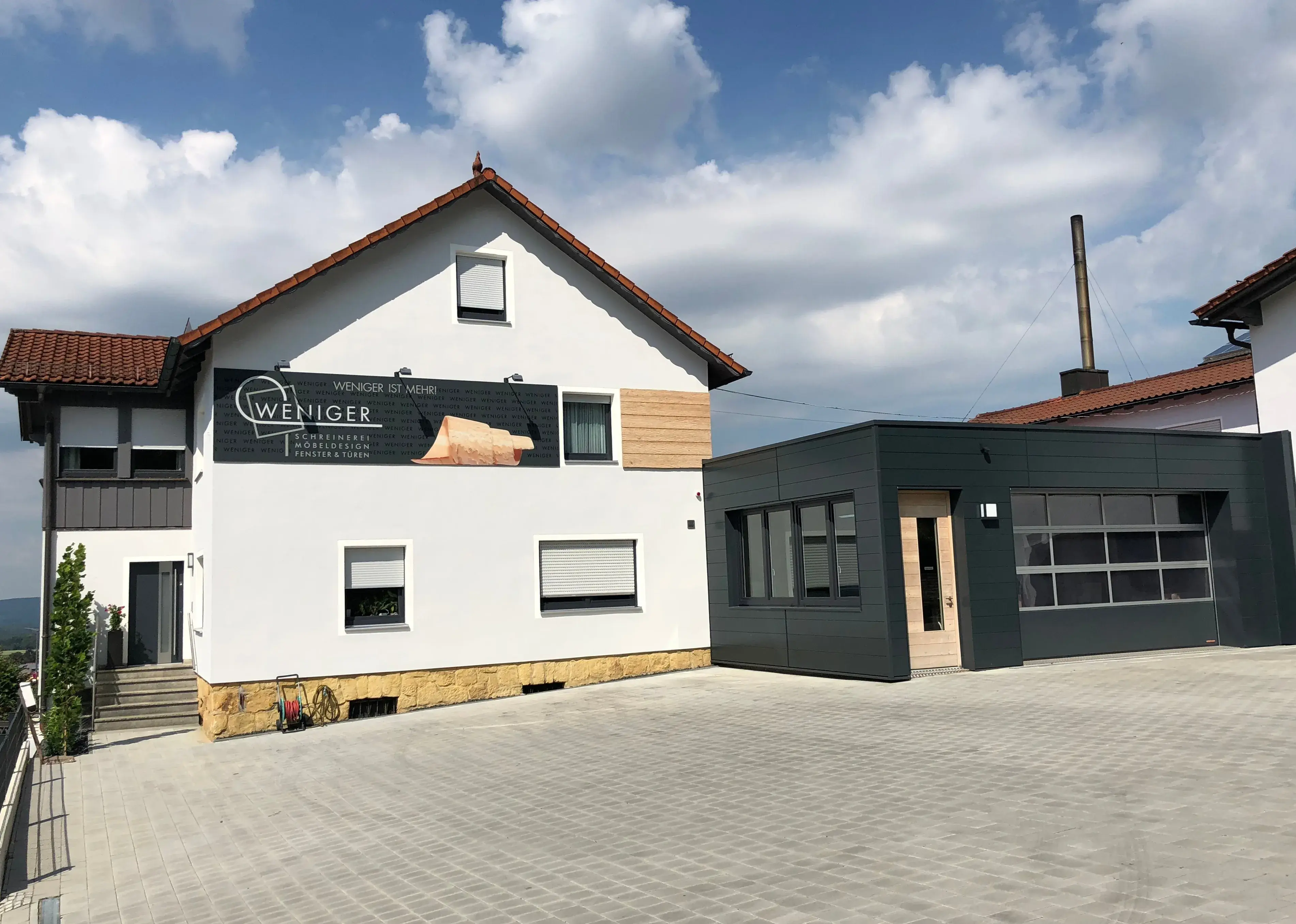 Gebäude von der Firma Schreinerei Weniger